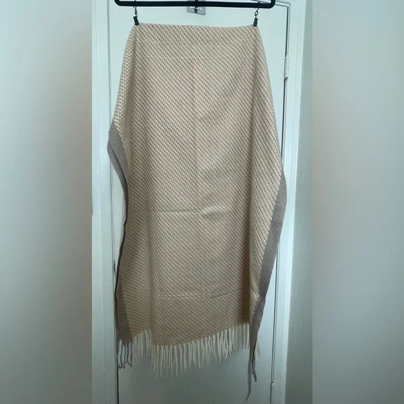 Cashmere Scarf - Picture 1 of 4